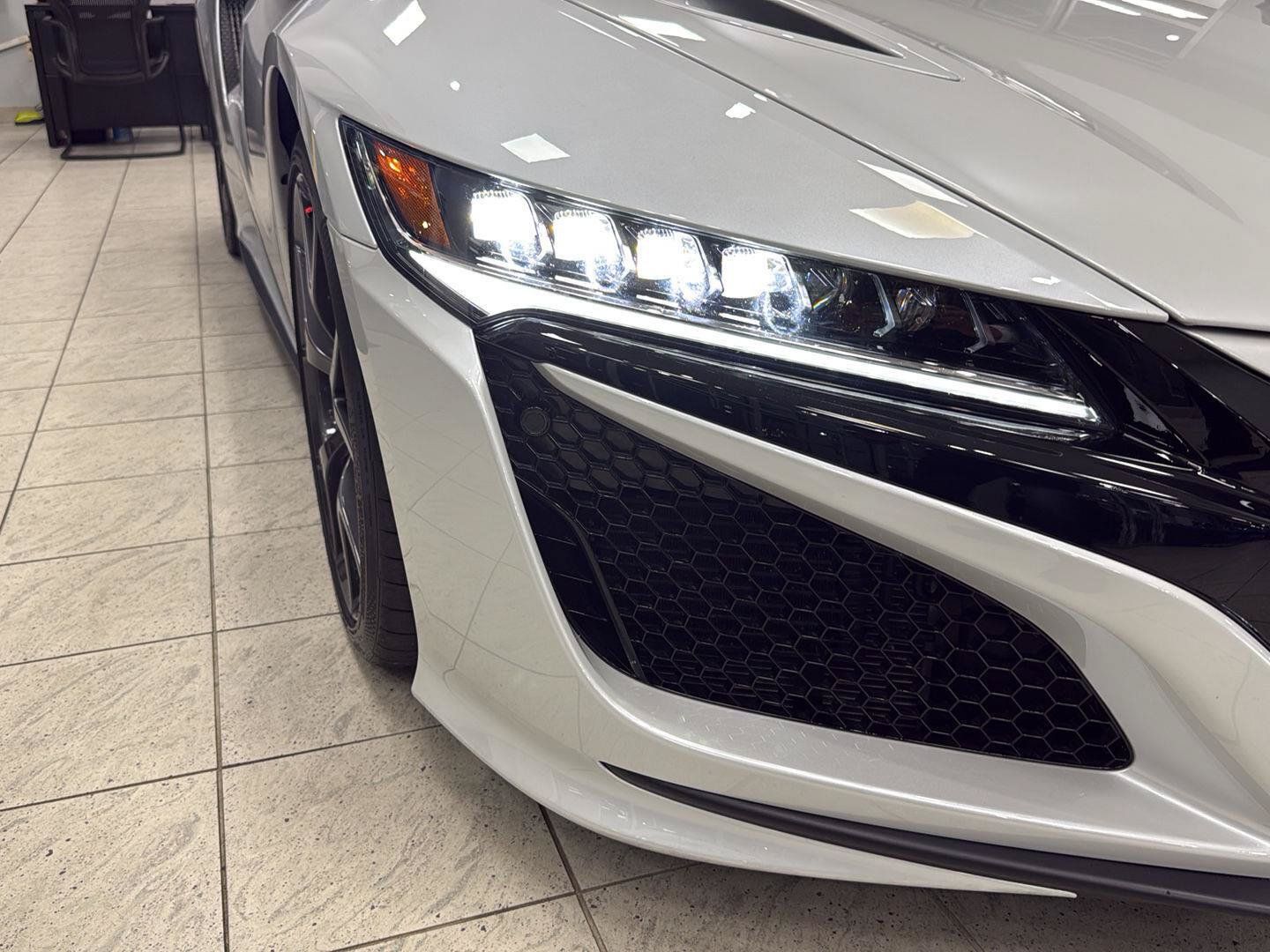 Used 2021 Acura NSX AWD/4WD image 40