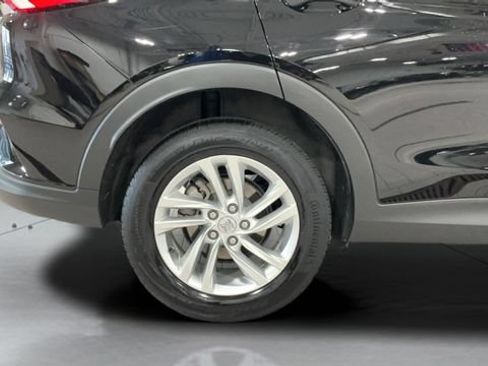 Used 2024 Buick Envista Preferred w/ Convenience I Package FWD image 22