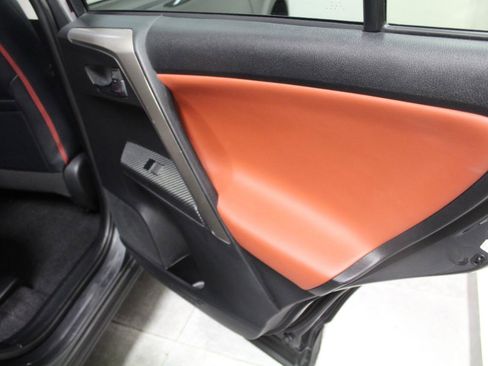 Used 2015 Toyota RAV4 Limited w/ Technology Package image 26