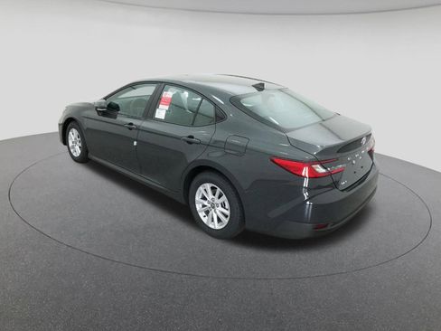 New 2026 Toyota Camry LE image 5