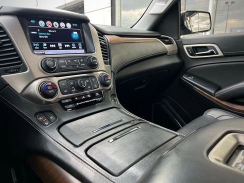 Used 2019 GMC Yukon XL Denali w/ Denali Ultimate Package image 55