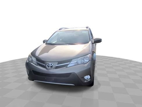 Used 2014 Toyota RAV4 Limited image 3