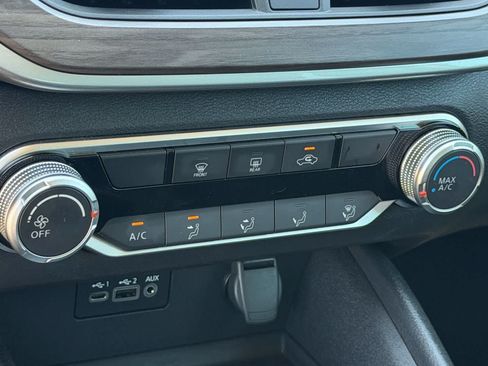Certified 2025 Nissan Altima 2.5 SV FWD image 28