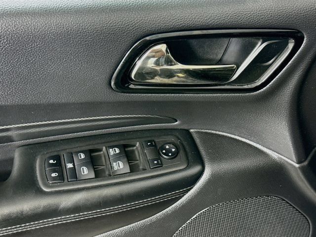 Used 2022 Dodge Durango GT w/ Trailer Tow Group IV AWD/4WD image 17