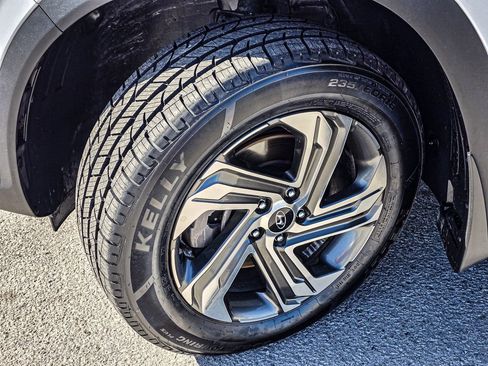 Used 2021 Hyundai Santa Fe SE w/ Cargo Package image 10