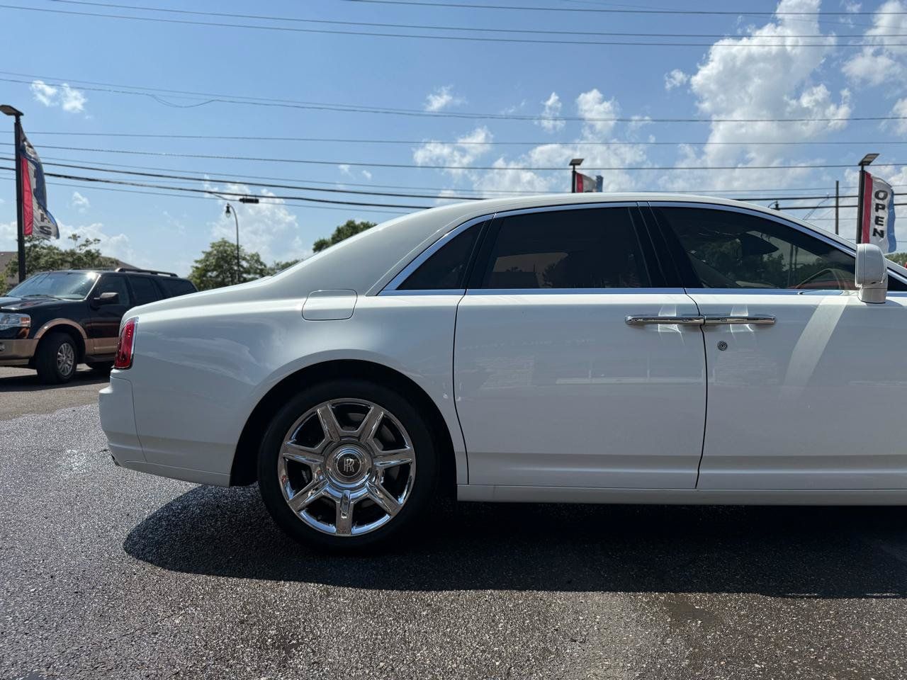 Used 2011 Rolls-Royce Ghost RWD image 14