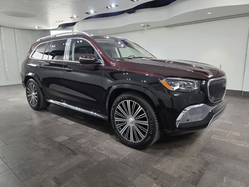 Used 2023 Mercedes-Benz Maybach GLS 600 4MATIC image 27