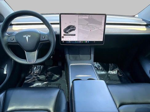 Used 2022 Tesla Model Y Long Range AWD/4WD image 15