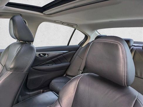 Used 2019 INFINITI Q50 Signature Edition image 5
