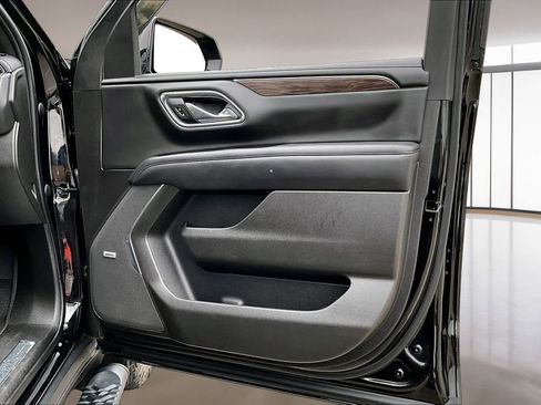 Used 2021 Chevrolet Tahoe Z71 AWD/4WD image 19
