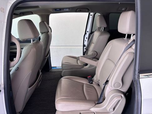 Used 2024 Honda Odyssey EX-L image 15