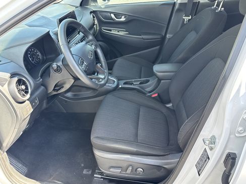 Used 2023 Hyundai Kona SEL w/ Convenience Package image 11