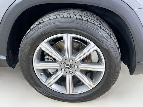 Used 2021 Mercedes-Benz GLS 450 4MATIC image 34