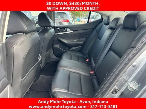 Used 2023 Nissan Maxima SV w/ Floor Mat Group FWD image 10