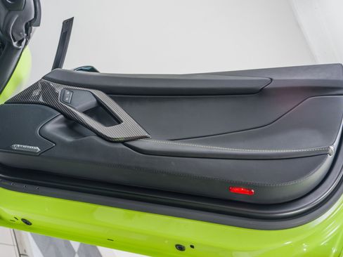 Used 2019 Lamborghini Aventador S image 45