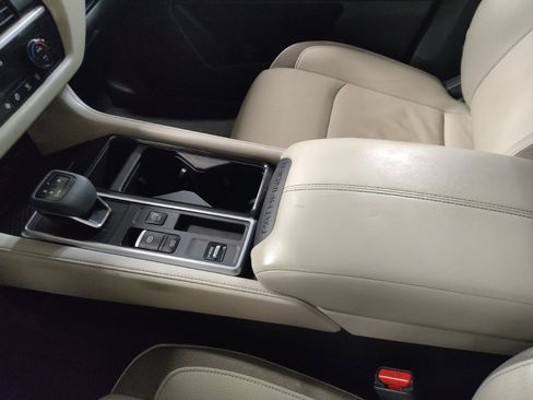 Used 2022 Nissan Pathfinder SL FWD image 26