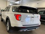 Certified 2022 Ford Explorer XLT w/ Equipment Group 202A image 5