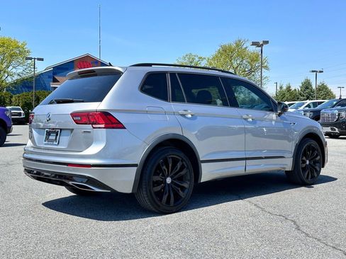 Used 2021 Volkswagen Tiguan SE R-Line AWD/4WD image 9