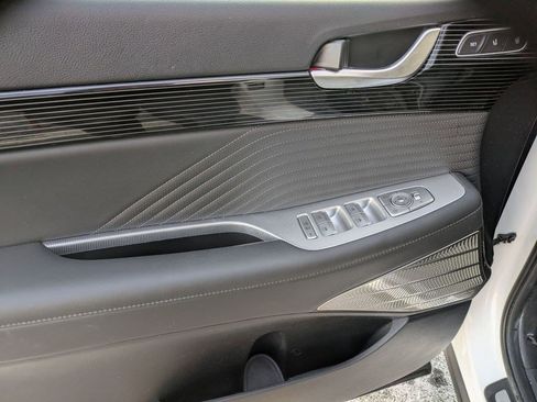 Certified 2023 Hyundai Palisade Calligraphy AWD/4WD image 9