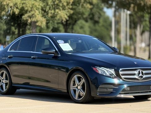 Used 2017 Mercedes-Benz E 300 image 1