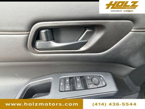 Used 2025 Nissan Pathfinder Rock Creek image 22