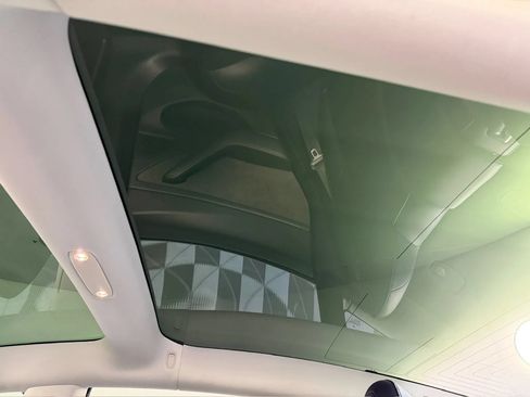 Used 2018 Tesla Model 3 Long Range RWD image 34