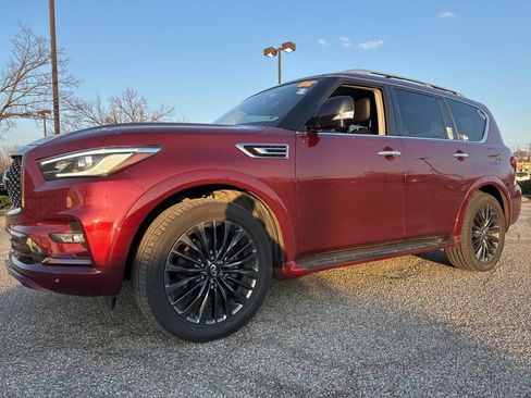 Used 2022 INFINITI QX80 Premium Select w/ All-Season Package image 7