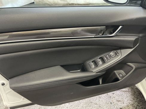 Used 2022 Honda Accord Sport Special Edition image 13