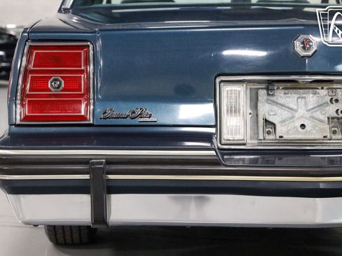 Used 1987 Pontiac Grand Prix LE image 34