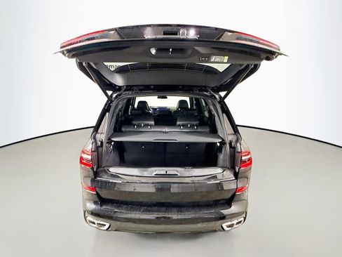 New 2026 BMW X7 M60i image 27