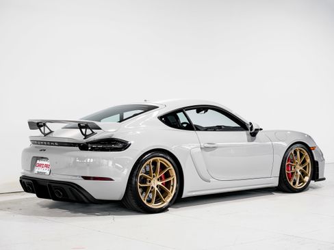 Used 2021 Porsche 718 Cayman GT4 image 4