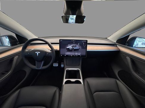 Used 2025 Tesla Model Y Performance AWD/4WD image 21