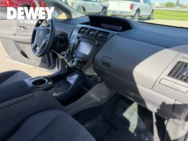 Used 2012 Toyota Prius V Two FWD image 33
