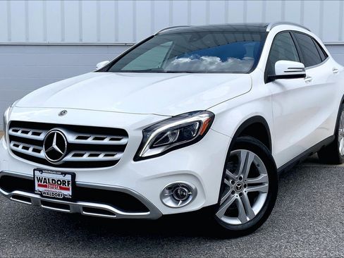 Used 2020 Mercedes-Benz GLA 250 4MATIC image 2