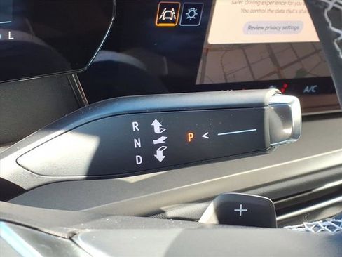 New 2026 Chevrolet Traverse LT w/ Enhanced Driving Package image 13