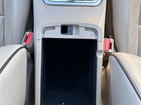 Used 2015 Jeep Grand Cherokee Overland image 22