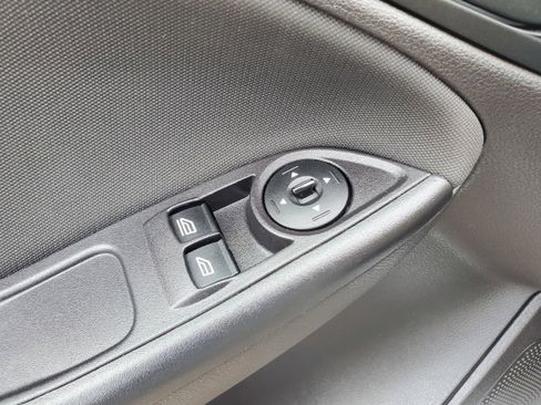 Used 2017 Ford Focus S image 11