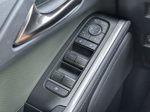 Used 2025 Lexus GX 550 image 25