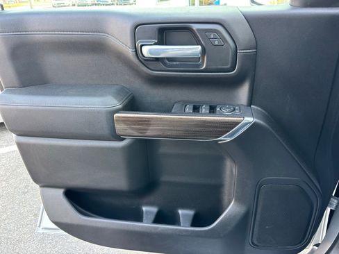 Used 2021 Chevrolet Silverado 1500 LT w/ Safety Package II image 16