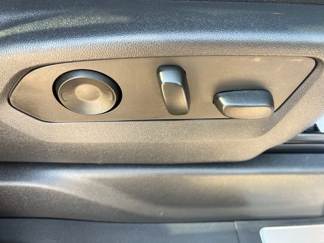 Certified 2023 Chevrolet Silverado 1500 High Country w/ LPO, Dark Essentials Package AWD/4WD image 15
