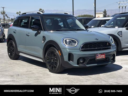 Used 2024 MINI Cooper Countryman S FWD image 1