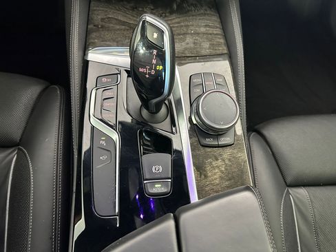 Used 2018 BMW 530i image 15