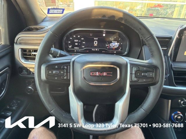 Used 2023 GMC Yukon XL SLT w/ SLT Luxury Package AWD/4WD image 18