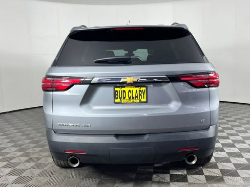 Used 2023 Chevrolet Traverse LT image 7