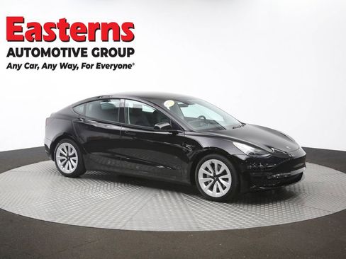 Used 2023 Tesla Model 3 Standard Range RWD image 42