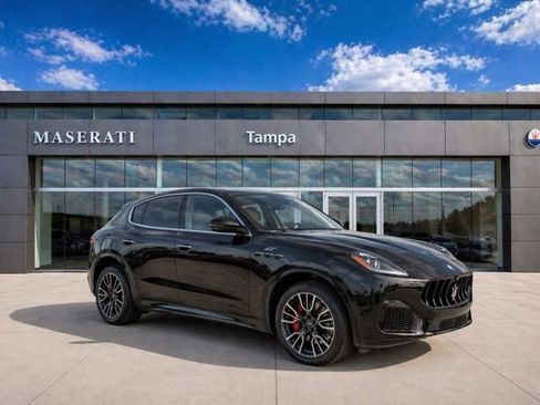 Used 2023 Maserati Grecale GT image 1