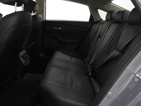 Used 2025 Honda Accord Touring image 15