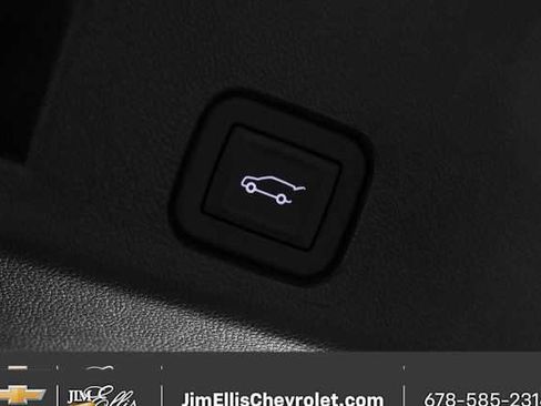 Certified 2025 Chevrolet Traverse LT image 25