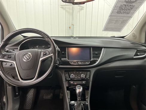 Used 2019 Buick Encore Preferred image 10