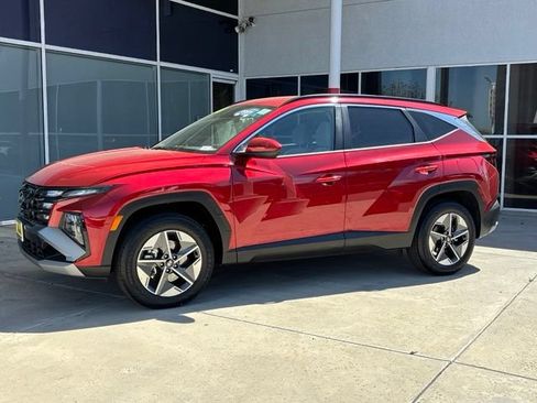 Used 2025 Hyundai Tucson SEL AWD/4WD image 8
